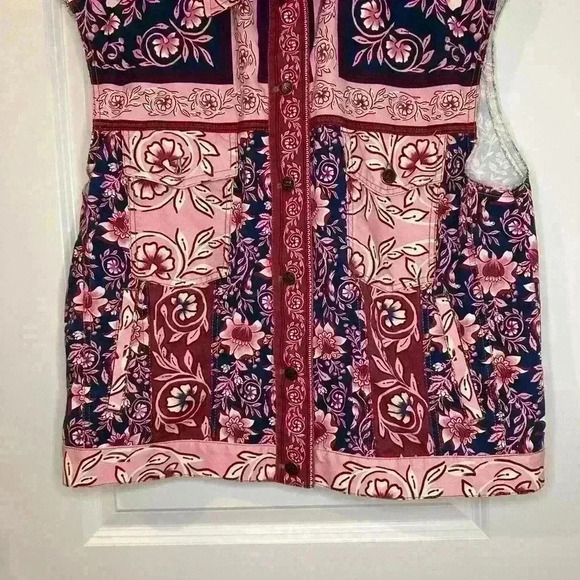 Farm Rio Vest - Floral Tapestry Pink XS - Picture 12 of 16